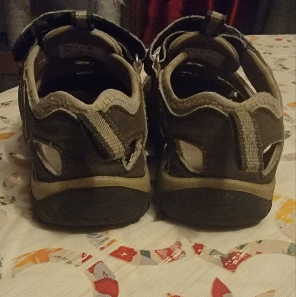 Sandals - Picture 3 of 3